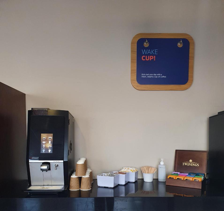Holiday Inn Express Rotherham - North By Ihg Zewnętrze zdjęcie